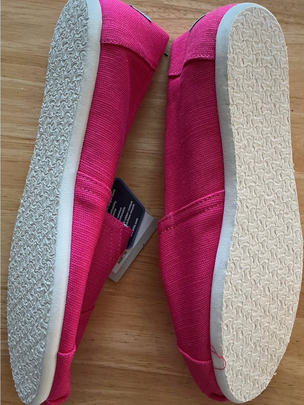 Toms Women’s Hot Pink Canvas Slip-On Flats